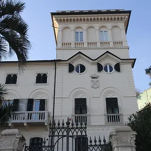 Villa D'Albertis Apartment